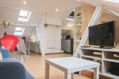Cuisine ou kitchenette dans l'établissement Petit Loft Centre Ville Historique proche GARE TGV