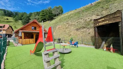 Aire de jeux pour enfants de l'établissement Chalet bambi