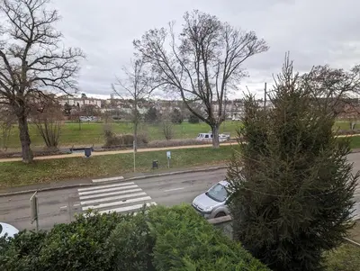 Plan de l'établissement Le Bâlois - appartement 2 chambres, salon, cuisine équipée, parking et wifi gratuit