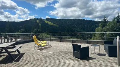 Vue générale sur la montagne ou vue sur la montagne depuis l'appartement