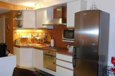Cuisine ou kitchenette dans l'établissement Gérardmer : appartement 43m2, classé 3*, vue lac
