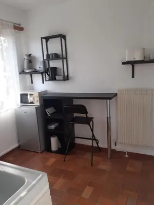 Cuisine ou kitchenette dans l'établissement Gîte doux repos en campagne 10 min Colmar