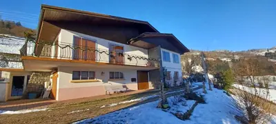 Vue générale sur la montagne ou vue sur la montagne depuis l'appartement