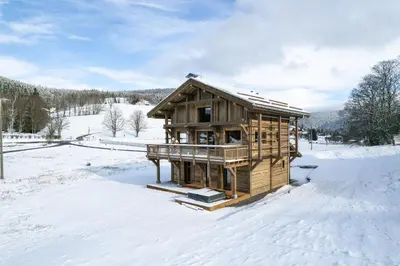 L'établissement Chalet Mayen, luxueux et intimiste en hiver