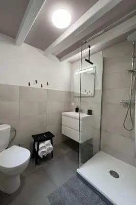 Salle de bains dans l'établissement Gite See You Soon - Studio Pep's