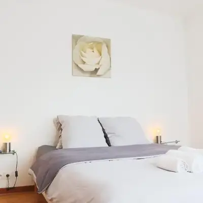 {La Parenthèse Heureuse}