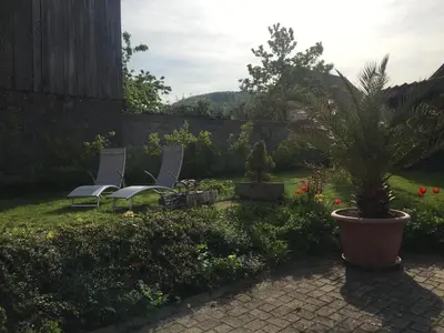 Jardin de l'établissement Gîte familial 6 personnes