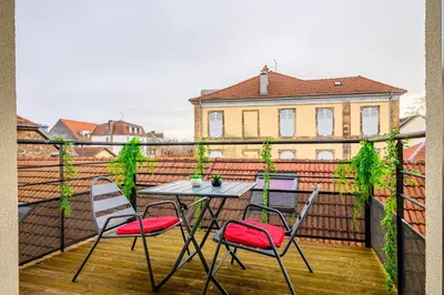 Balcon ou terrasse dans l'établissement Le Charles