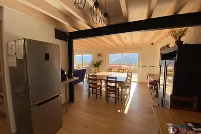 Cuisine ou kitchenette dans l'établissement Gîte dans les Vosges Gite du Feing des Loges