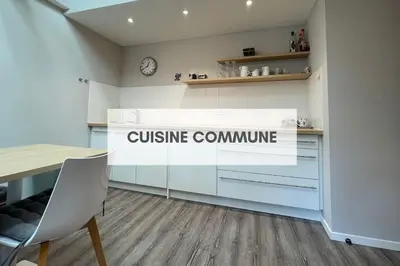 Cuisine ou kitchenette dans l'établissement Le Repaire de l'Ours - L'Alcôve de l'Ours - Chambre cosy 2 pers