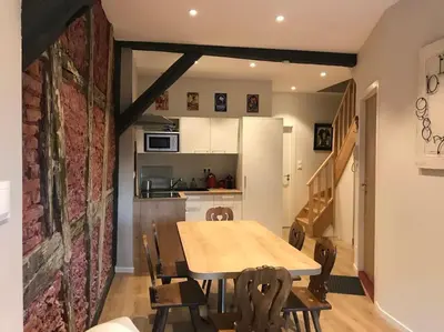 Cuisine ou kitchenette dans l'établissement B'm Gretel - Duplex 4 pers - Vue Cathédrale - Centre Historique