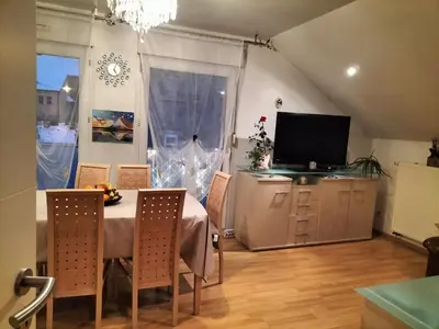 Télévision ou salle de divertissement dans l'établissement Apparemment 3 chambres