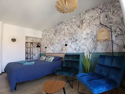 Coin salon dans l'établissement Studio neuf-Wintzenheim-proche Colmar-Parking-WiFi