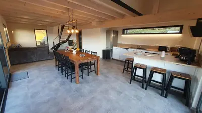 Coin salon dans l'établissement CHALET LE 17 4 étoiles