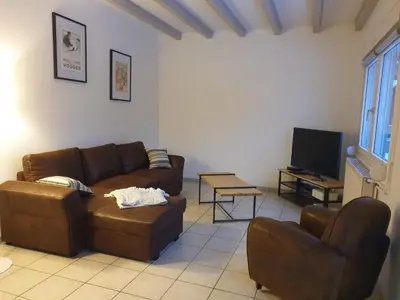 Télévision ou salle de divertissement dans l'établissement la maison de noemia à Gerardmer