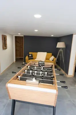 Salle de jeux dans l'établissement Chalet : Secteur Gérardmer.