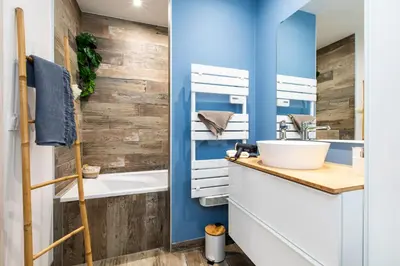 Salle de bains dans l'établissement Le St-Jean