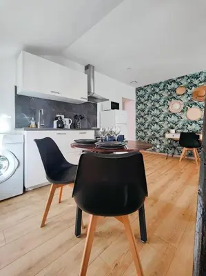 Cuisine ou kitchenette dans l'établissement Dolce Vita - Centre-ville - Paisible - Moderne