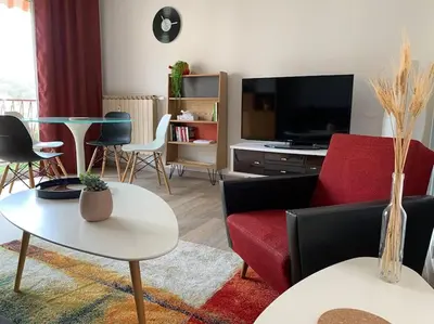 Télévision ou salle de divertissement dans l'établissement Appartement tout équipé proche General Electric