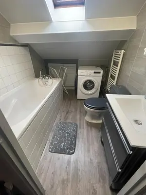 Salle de bains dans l'établissement L appartement chez J&C