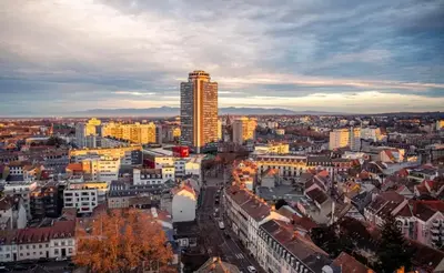 Vue générale sur Mulhouse ou vue de la ville depuis l'appartement