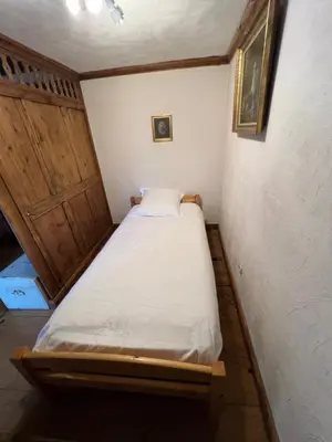 Un ou plusieurs lits dans un hébergement de l'établissement Gîte de l'Ortenbourg - mobilier d antiquaire