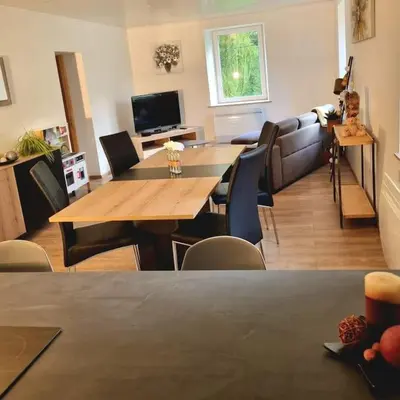 Télévision ou salle de divertissement dans l'établissement Appartement chaleureux 80m2