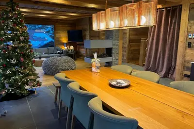 Coin salon dans l'établissement Chalet du Paradis Blanc