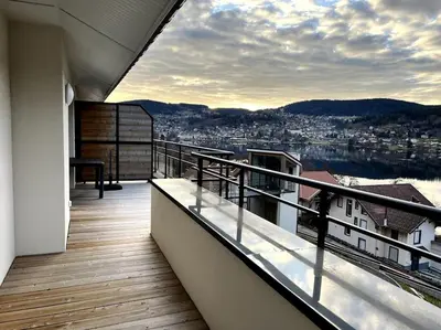 Vue générale sur la montagne ou vue sur la montagne depuis l'appartement