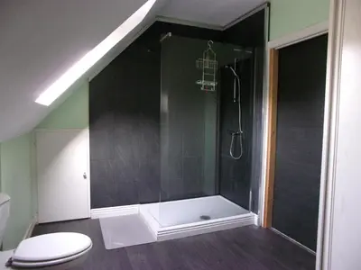 Salle de bains dans l'établissement Le Gîte des Chevaliers