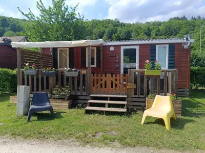 Jardin de l'établissement La Bourgogne en Alsace - charmant séjour familial