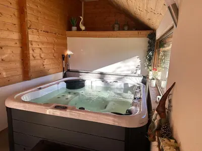 Plan de l'établissement Le chalet des Broches - jacuzzi