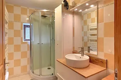 Salle de bains dans l'établissement La Perle de Xonrupt - Appt vue montagne