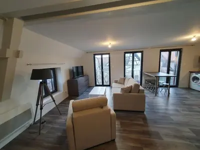 Télévision ou salle de divertissement dans l'établissement Appartement 2 pièces tout confort, Aux Portes de Colmar