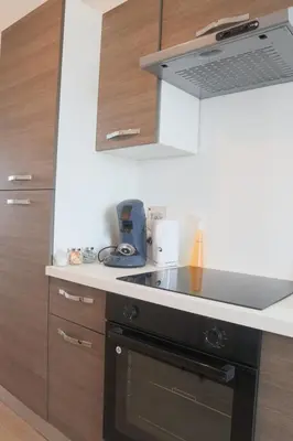 Cuisine ou kitchenette dans l'établissement LE SUNNY, Mulhouse centre