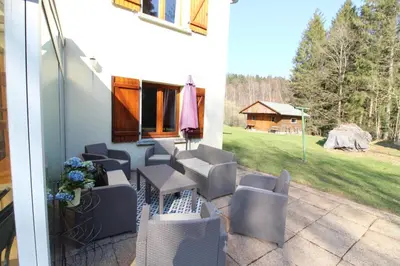 Jardin de l'établissement Gite la Belle Vue de lordon