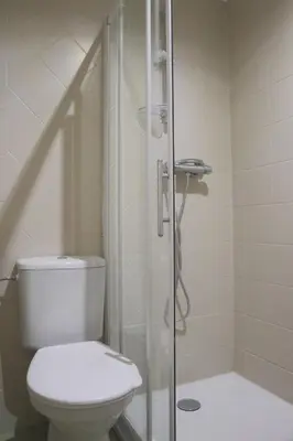Salle de bains dans l'établissement La Chambre Tantra