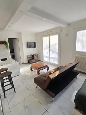 Télévision ou salle de divertissement dans l'établissement Exotic Spa Balcon Wifi Netlfix Parking