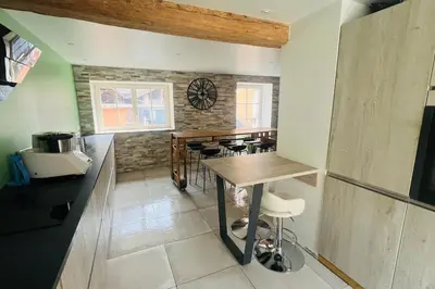 Cuisine ou kitchenette dans l'établissement Maison de Renaud