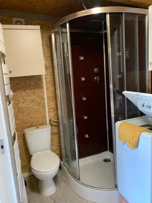 Salle de bains dans l'établissement L’annexe
