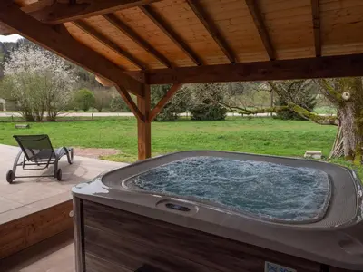 Plan de l'établissement La Ferme 1807 Vosges, jacuzzi, sauna, pétanque