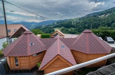 Vue générale sur la montagne ou vue sur la montagne depuis le chalet