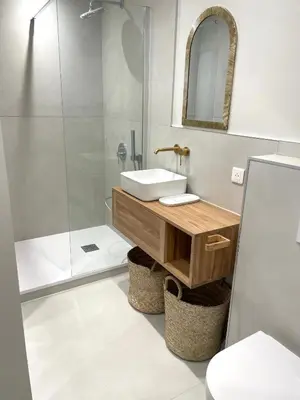 Salle de bains dans l'établissement L'Adresse Studio Rempart sud - centre historique Eguisheim
