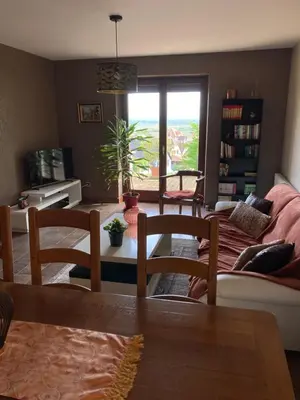 Coin salon dans l'établissement Gîte 