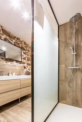 Salle de bains dans l'établissement Le Rétro à Kaysersberg