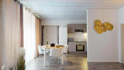 Cuisine ou kitchenette dans l'établissement Appartement Le Key6