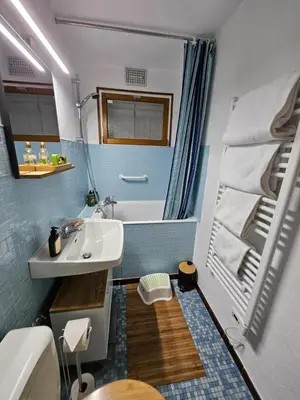 Salle de bains dans l'établissement Chalet Perle des Hauts