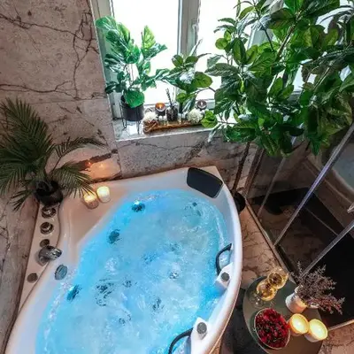 Royale Lumineux Jacuzzi Parking privé