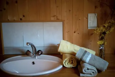 Salle de bains dans l'établissement Gite 4 personnes Les Ecureuils