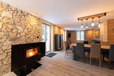 Cuisine ou kitchenette dans l'établissement Ferme de Cellet, authentique ferme vosgienne